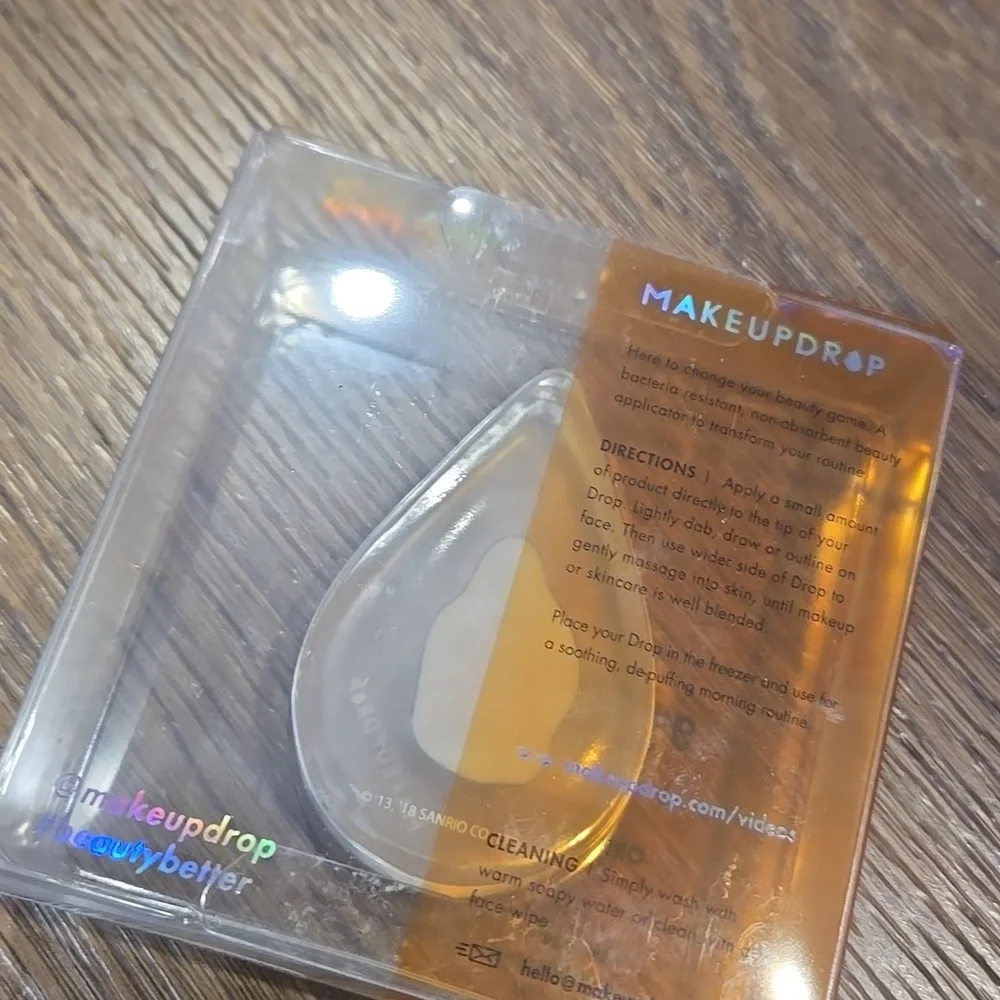 TWO NWT MAKEUPDROP Original Makeup Applicator. GUDETAMA... #7889